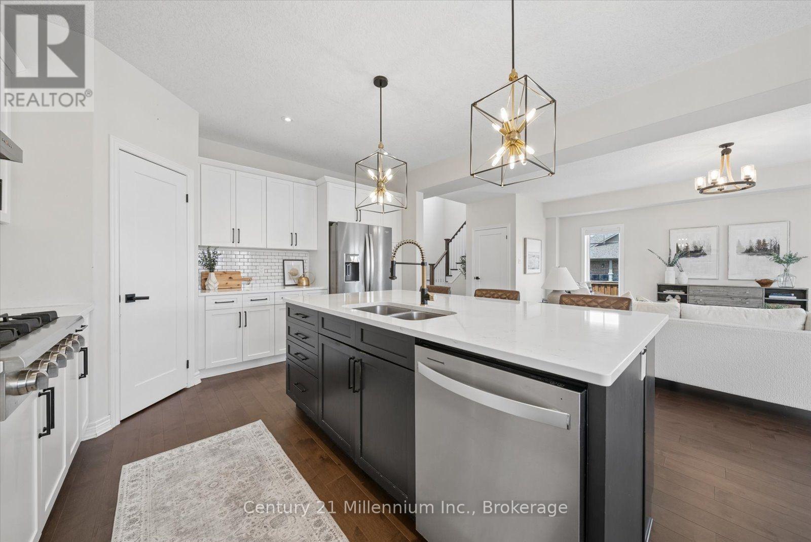 1 Spencer Street, Collingwood, Ontario  L9Y 3B7 - Photo 16 - S13799698