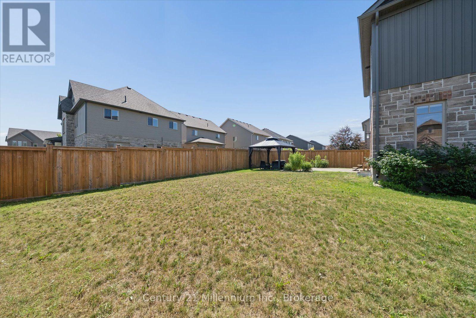 1 Spencer Street, Collingwood, Ontario  L9Y 3B7 - Photo 44 - S13799698