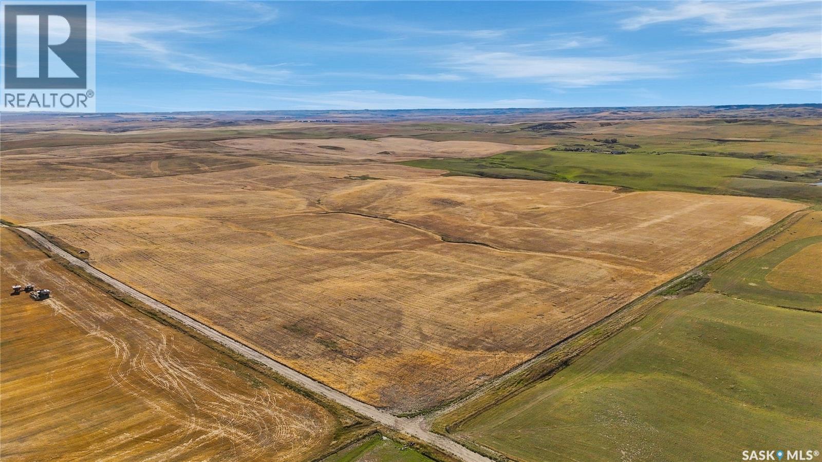 RM044 - Geoffrion Farmland photo 6
