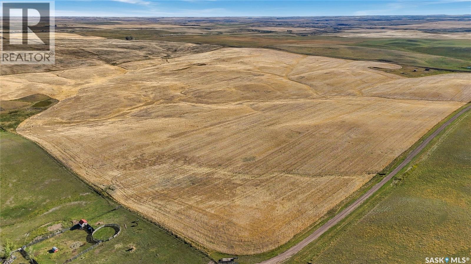 RM044 - Geoffrion Farmland photo 3