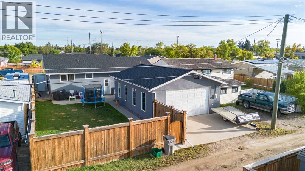 5707 46 Avenue, Stettler, Alberta  T4K 1J2 - Photo 37 - A2345449
