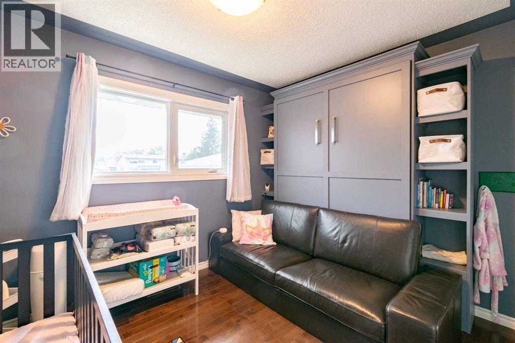 5707 46 Avenue, Stettler, Alberta  T4K 1J2 - Photo 22 - A2345449