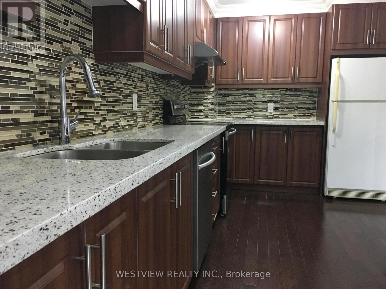 19 Coxworth Crescent, Toronto, Ontario  M1B 1E2 - Photo 9 - E13601616