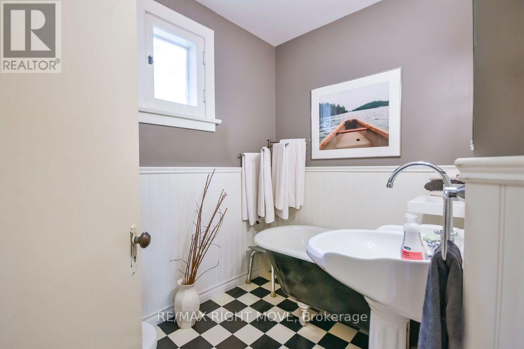 144 Jarvis Street, Orillia, Ontario  L3V 2A6 - Photo 11 - S13798166