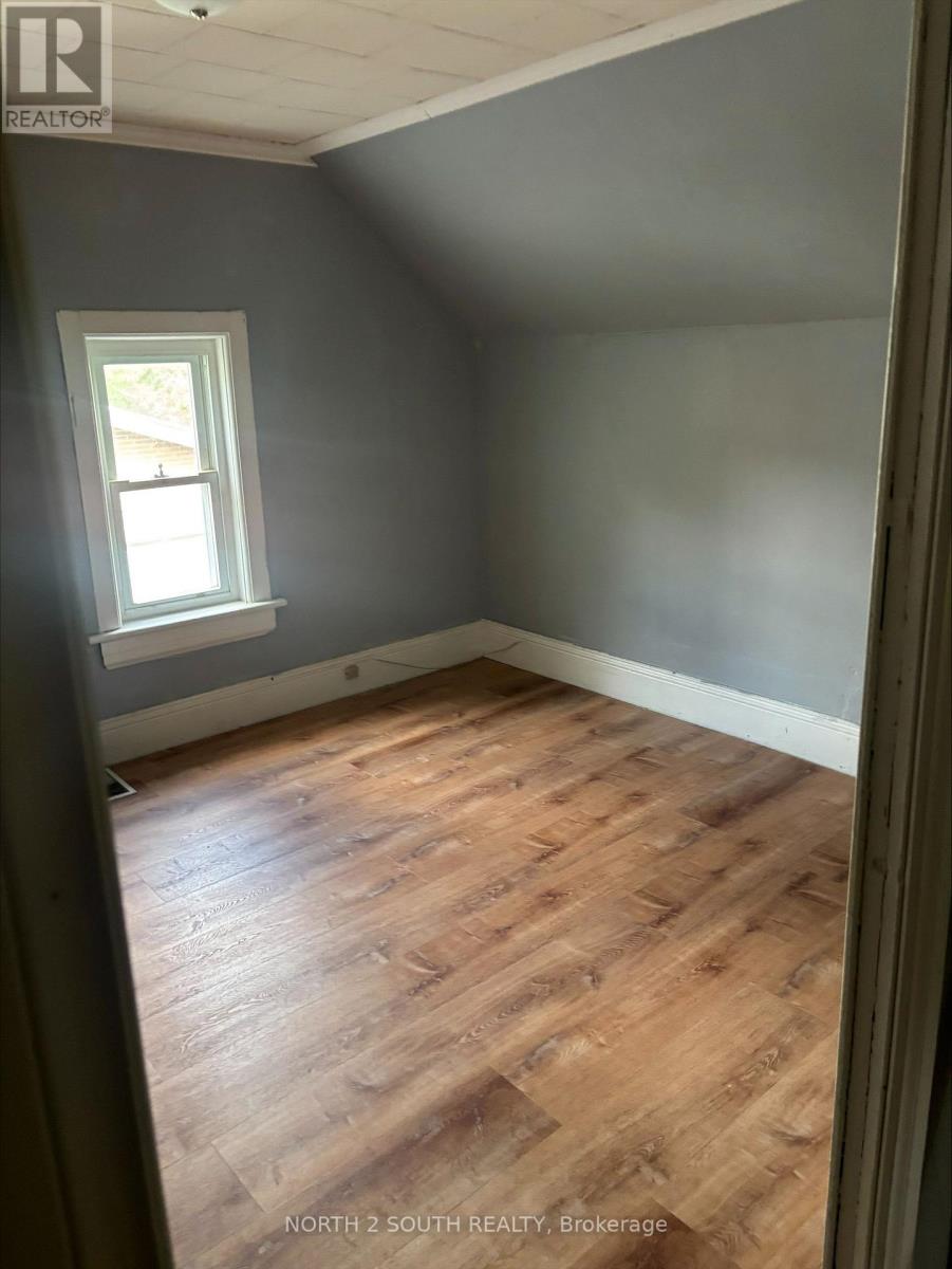 242 Barnett Avenue, Midland, Ontario  L4R 1N1 - Photo 17 - S13799500