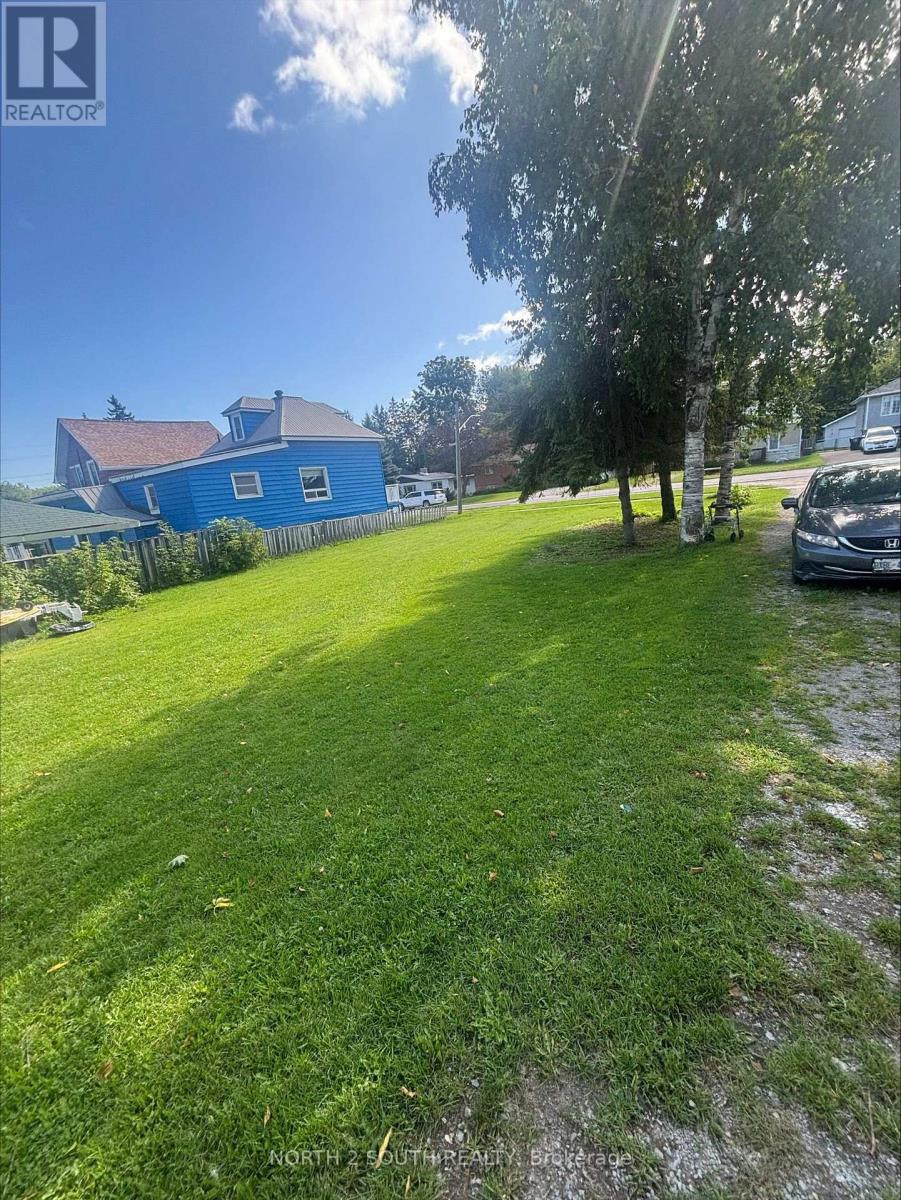 242 Barnett Avenue, Midland, Ontario  L4R 1N1 - Photo 6 - S13799500