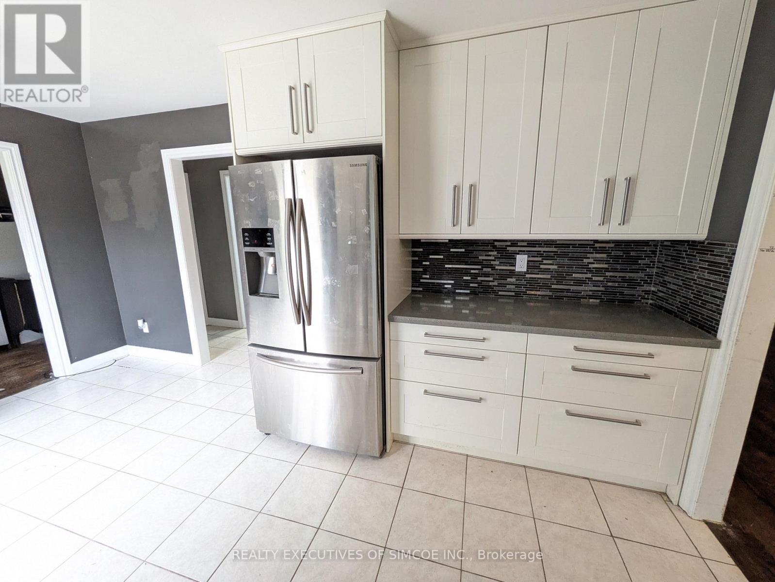 75 James Street, Barrie (Ardagh), Ontario  L4N 6Y2 - Photo 8 - S13799520
