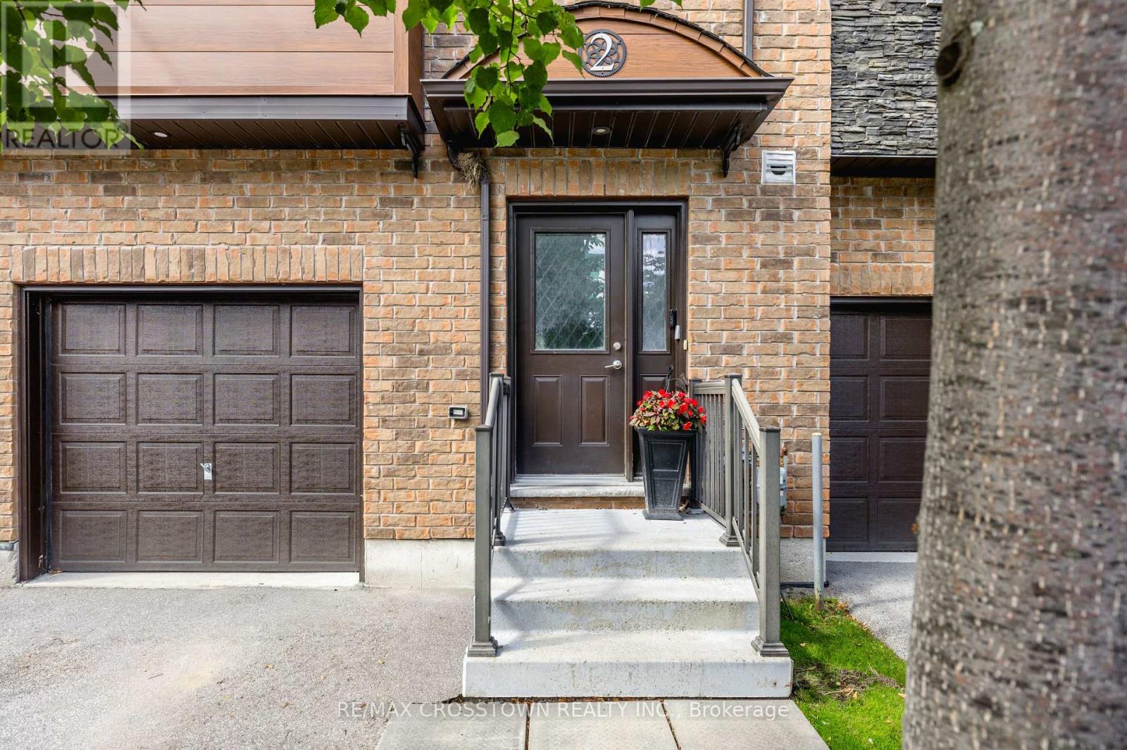 2 - 43 Madelaine Drive, Barrie, Ontario  L9J 0G8 - Photo 4 - S13799574