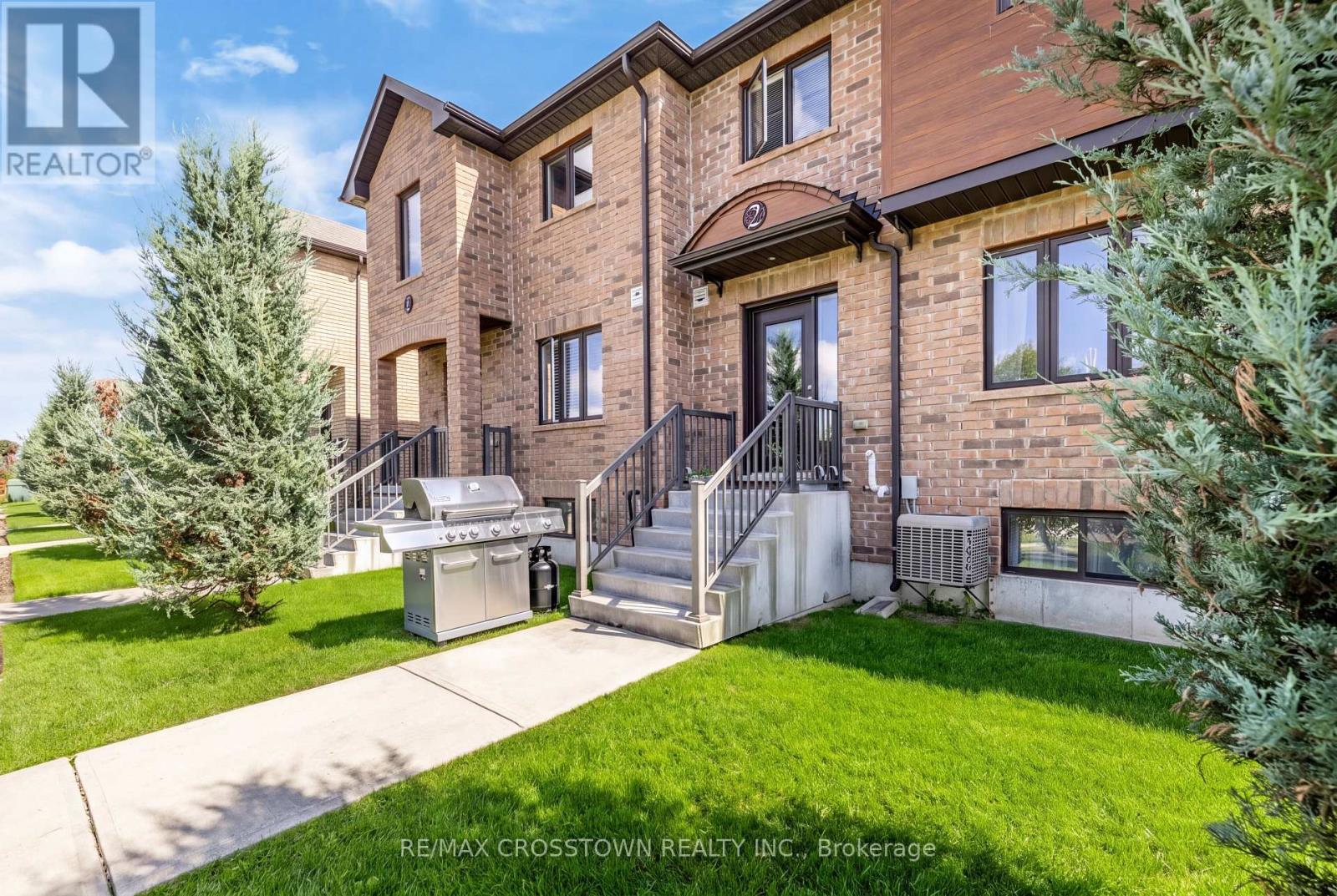 2 - 43 Madelaine Drive, Barrie, Ontario  L9J 0G8 - Photo 40 - S13799574