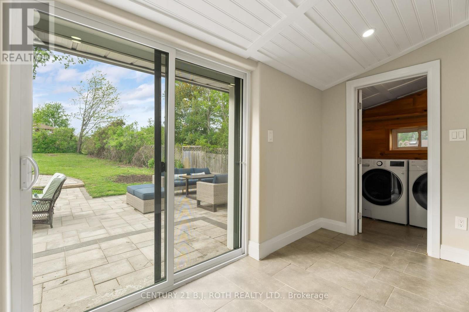 390 Arthur Street, Orillia, Ontario  L3V 3M8 - Photo 29 - S13546356