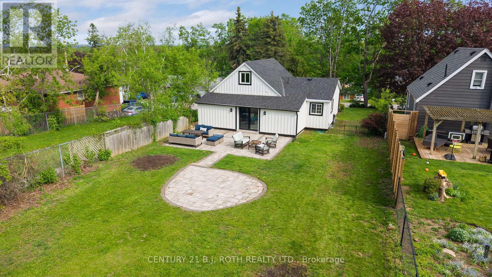390 Arthur Street, Orillia, Ontario  L3V 3M8 - Photo 44 - S13546356