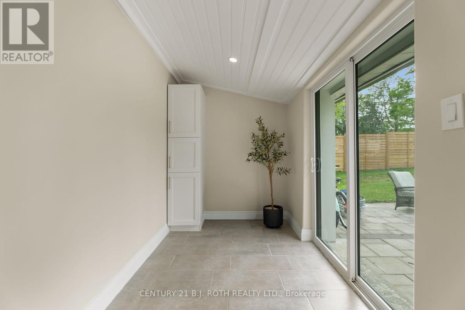 390 Arthur Street, Orillia, Ontario  L3V 3M8 - Photo 28 - S13546356
