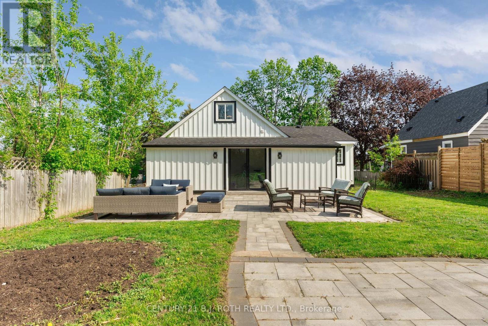 390 Arthur Street, Orillia, Ontario  L3V 3M8 - Photo 40 - S13546356