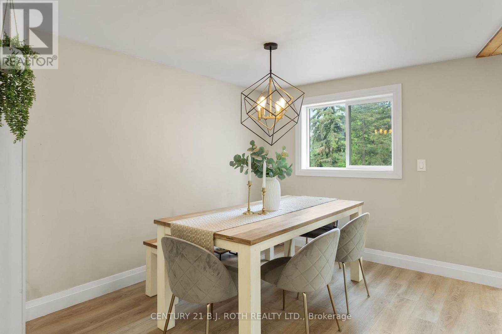 390 Arthur Street, Orillia, Ontario  L3V 3M8 - Photo 9 - S13546356
