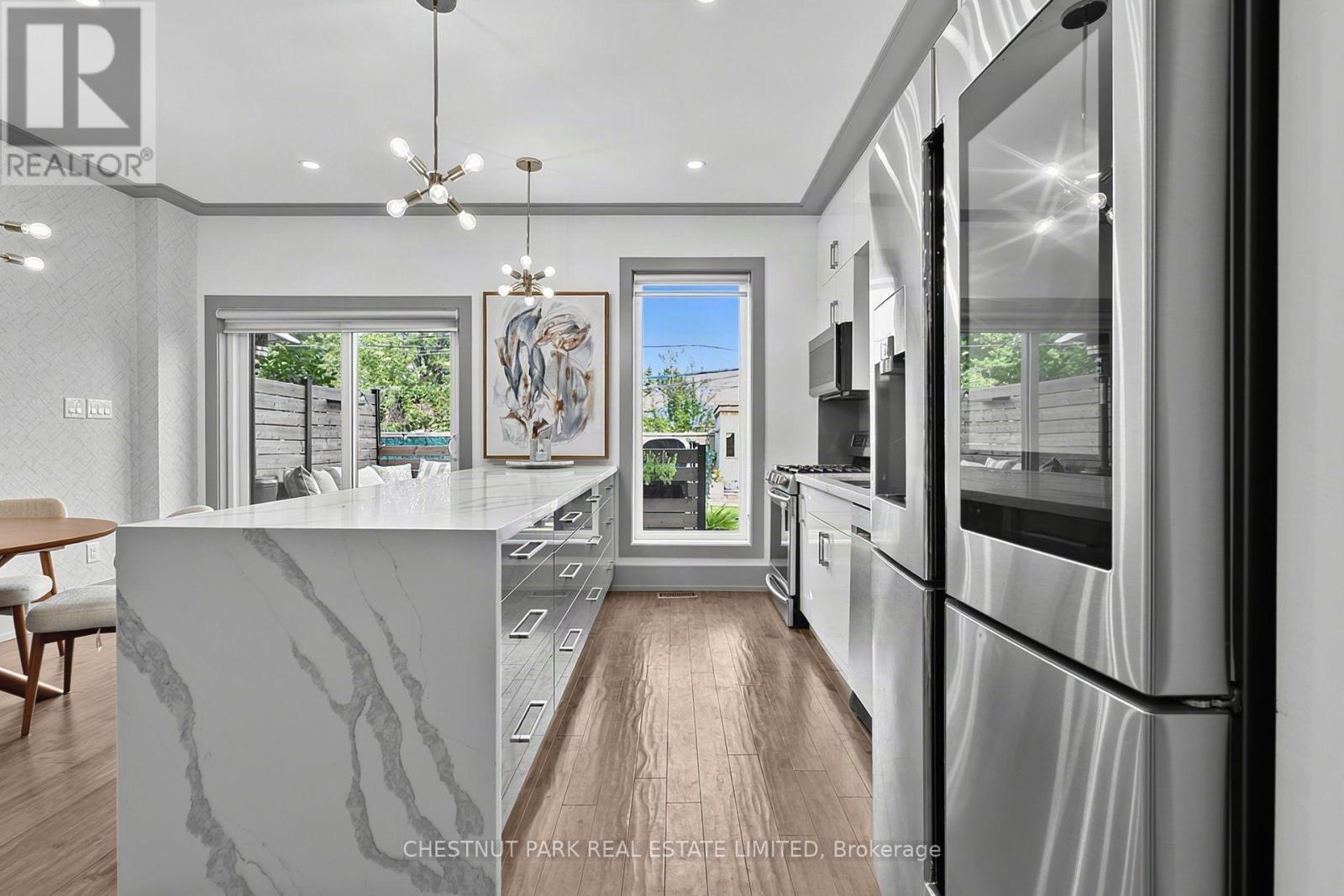 15 Nineteenth Street, Toronto, Ontario  M8V 3L4 - Photo 11 - W13760024