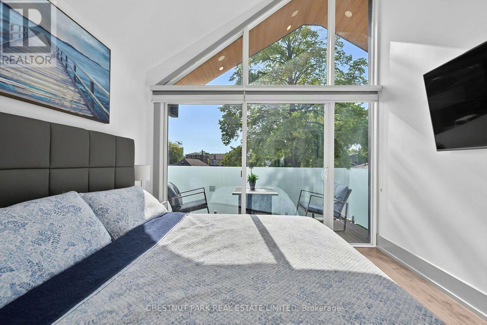 15 Nineteenth Street, Toronto, Ontario  M8V 3L4 - Photo 20 - W13760024
