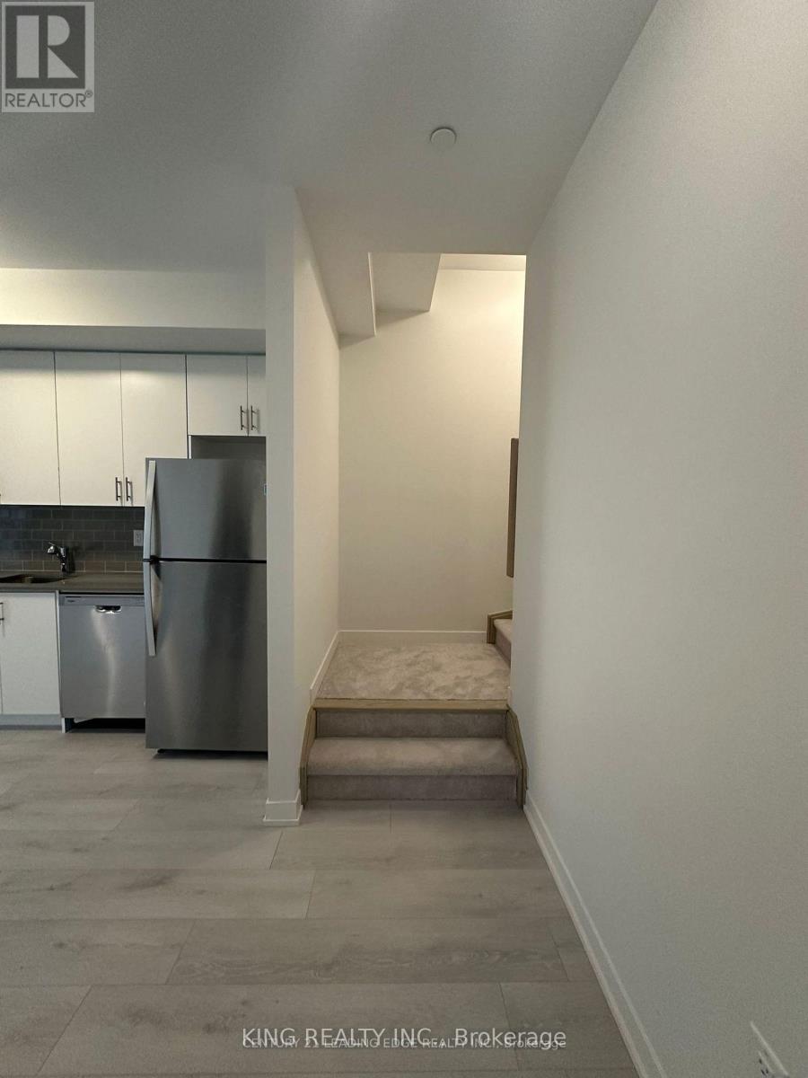 32 - 3409 Ridgeway Drive, Mississauga, Ontario  L5L 0B9 - Photo 4 - W13588654