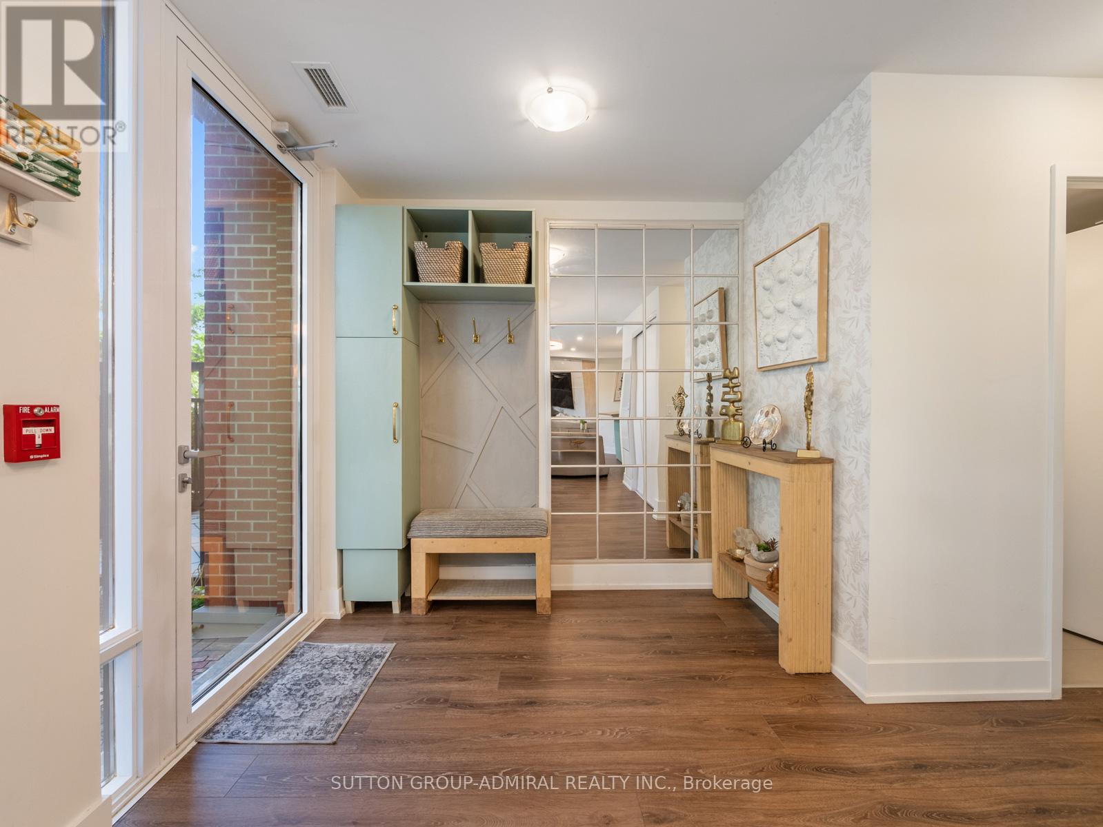 108 - 15 Maryport Avenue, Toronto, Ontario  M3M 0E2 - Photo 2 - W13799510
