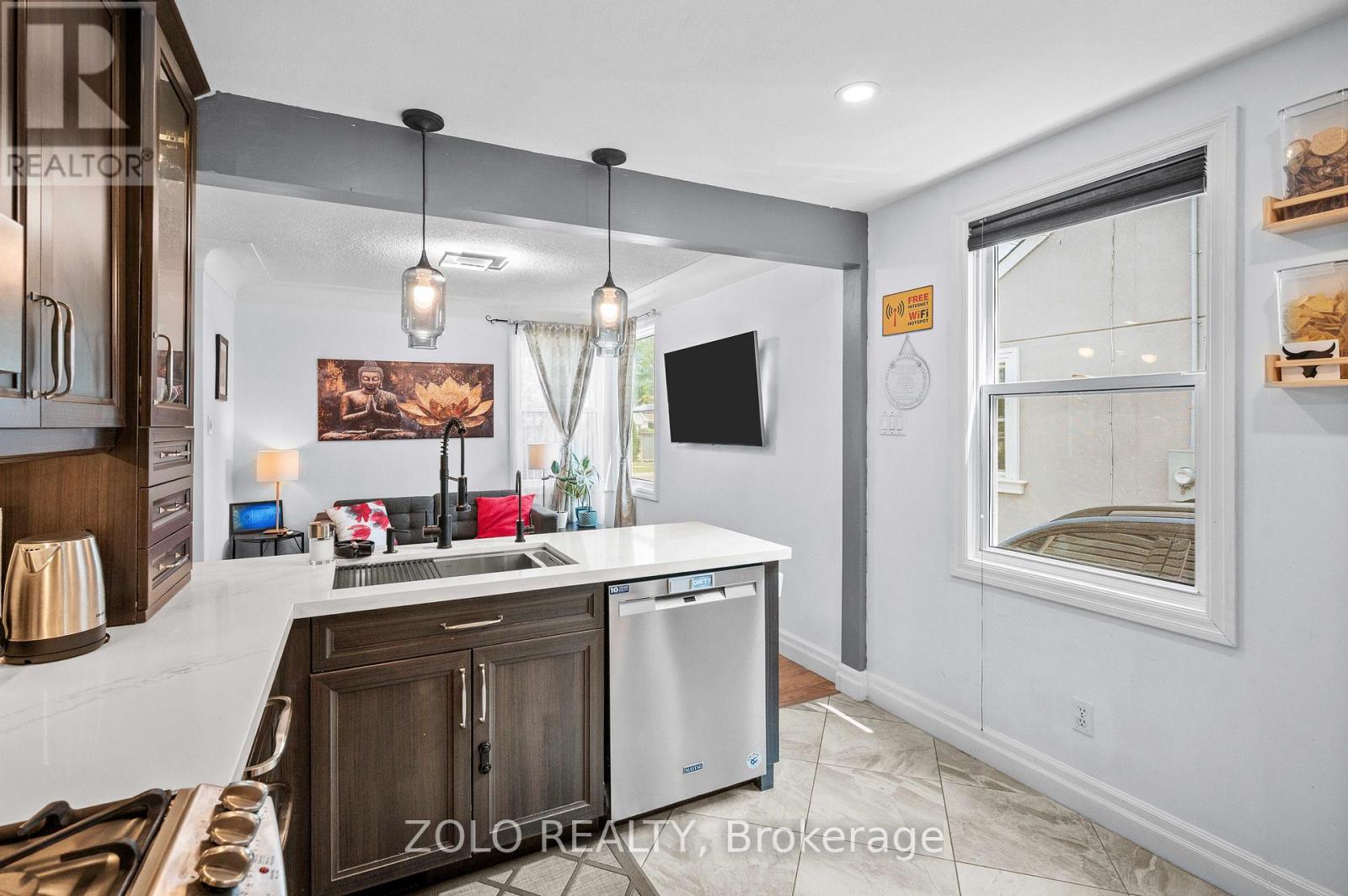 442 Queen Mary Drive, Oakville, Ontario  L6K 3M1 - Photo 13 - W13799532