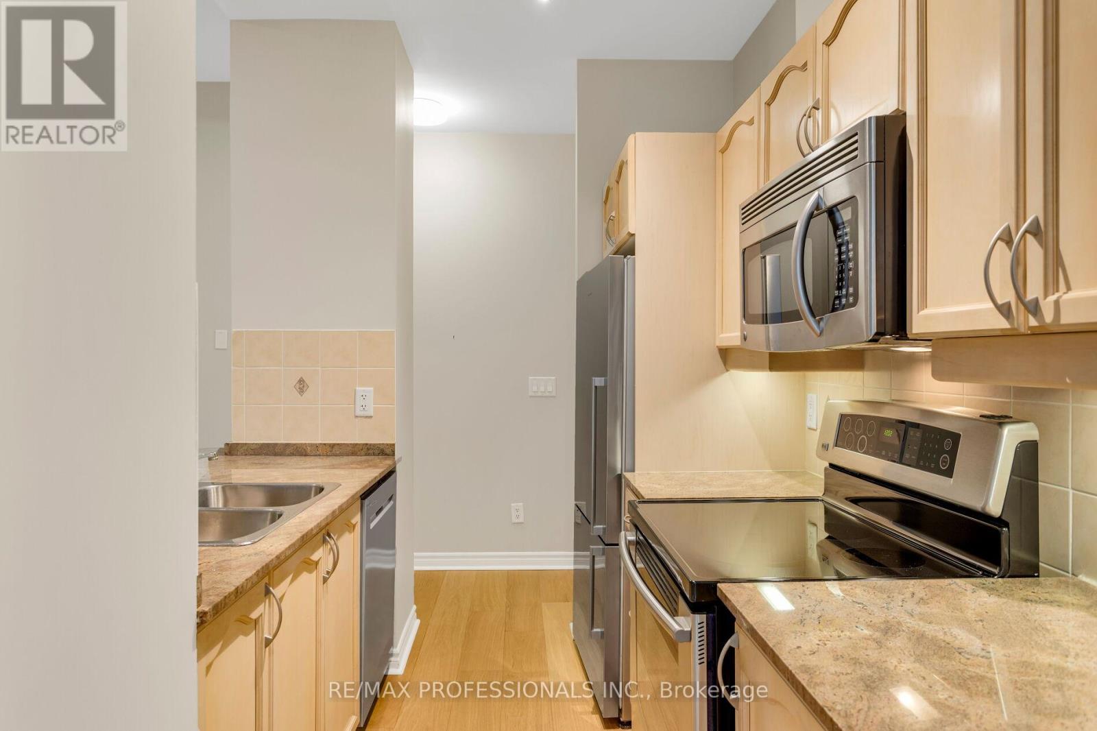 102 - 350 Princess Royal Drive, Mississauga, Ontario  L5B 4N1 - Photo 17 - W13799552