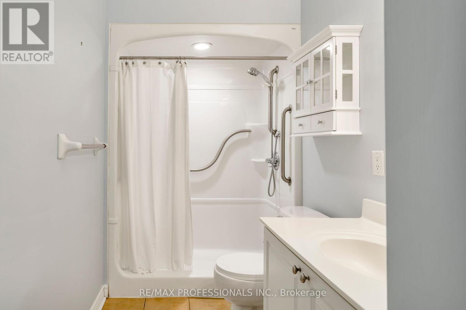 102 - 350 Princess Royal Drive, Mississauga, Ontario  L5B 4N1 - Photo 27 - W13799552