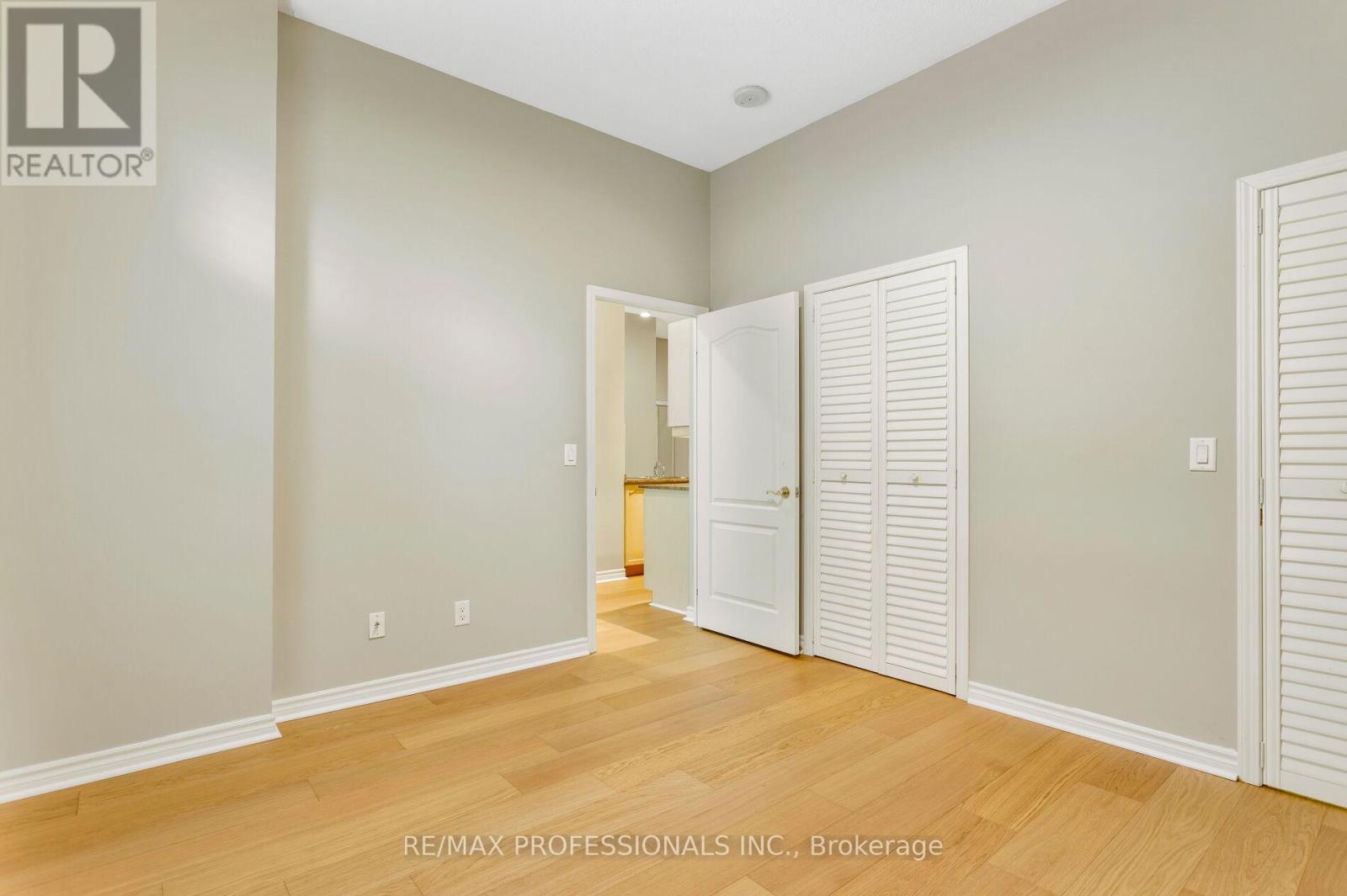 102 - 350 Princess Royal Drive, Mississauga, Ontario  L5B 4N1 - Photo 32 - W13799552