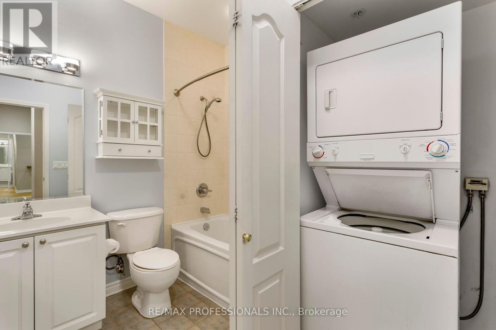 102 - 350 Princess Royal Drive, Mississauga, Ontario  L5B 4N1 - Photo 38 - W13799552