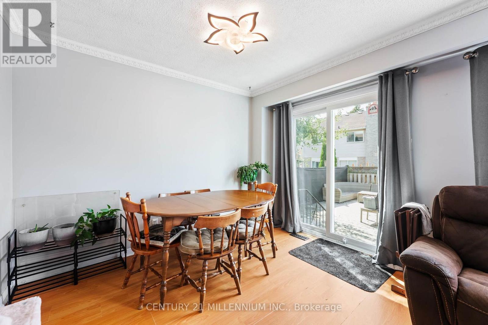65 Primrose Crescent, Brampton, Ontario  L6Z 1E1 - Photo 21 - W13799594