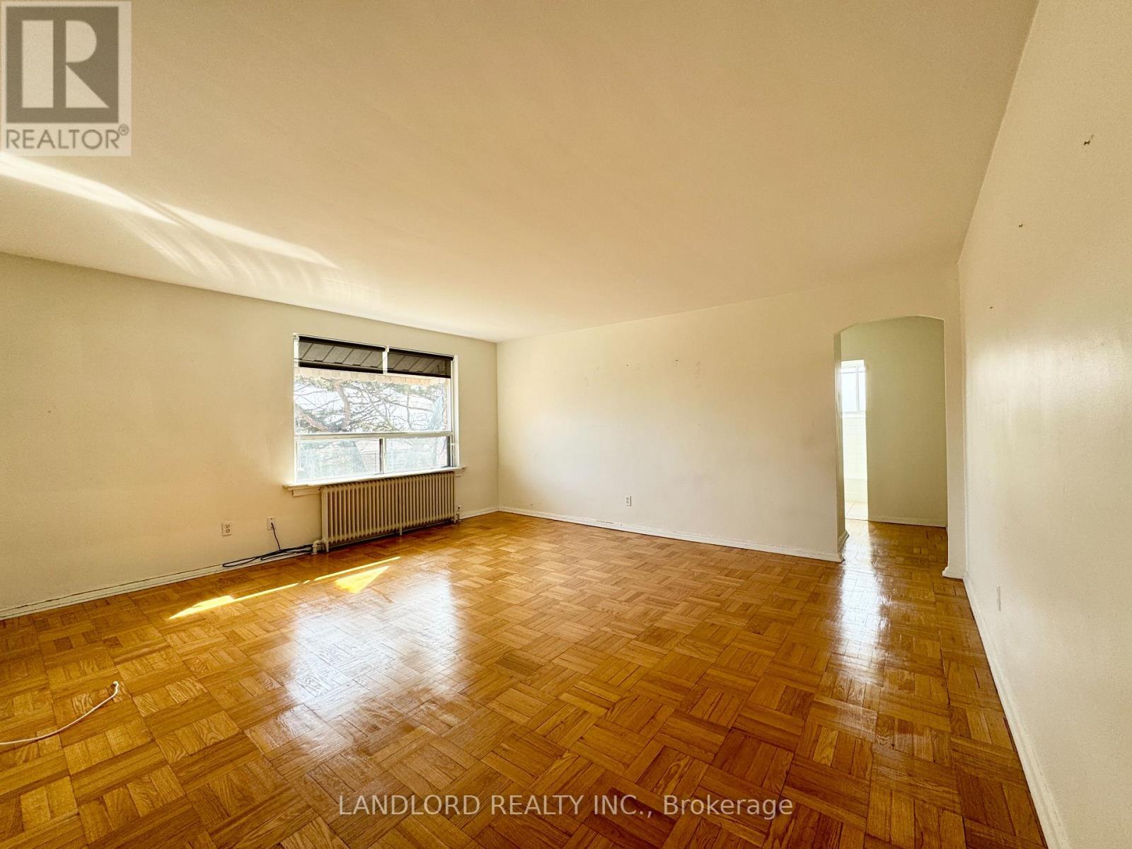 11 - 2696 Lake Shore Boulevard W, Toronto, Ontario  M8V 1G8 - Photo 4 - W13799654