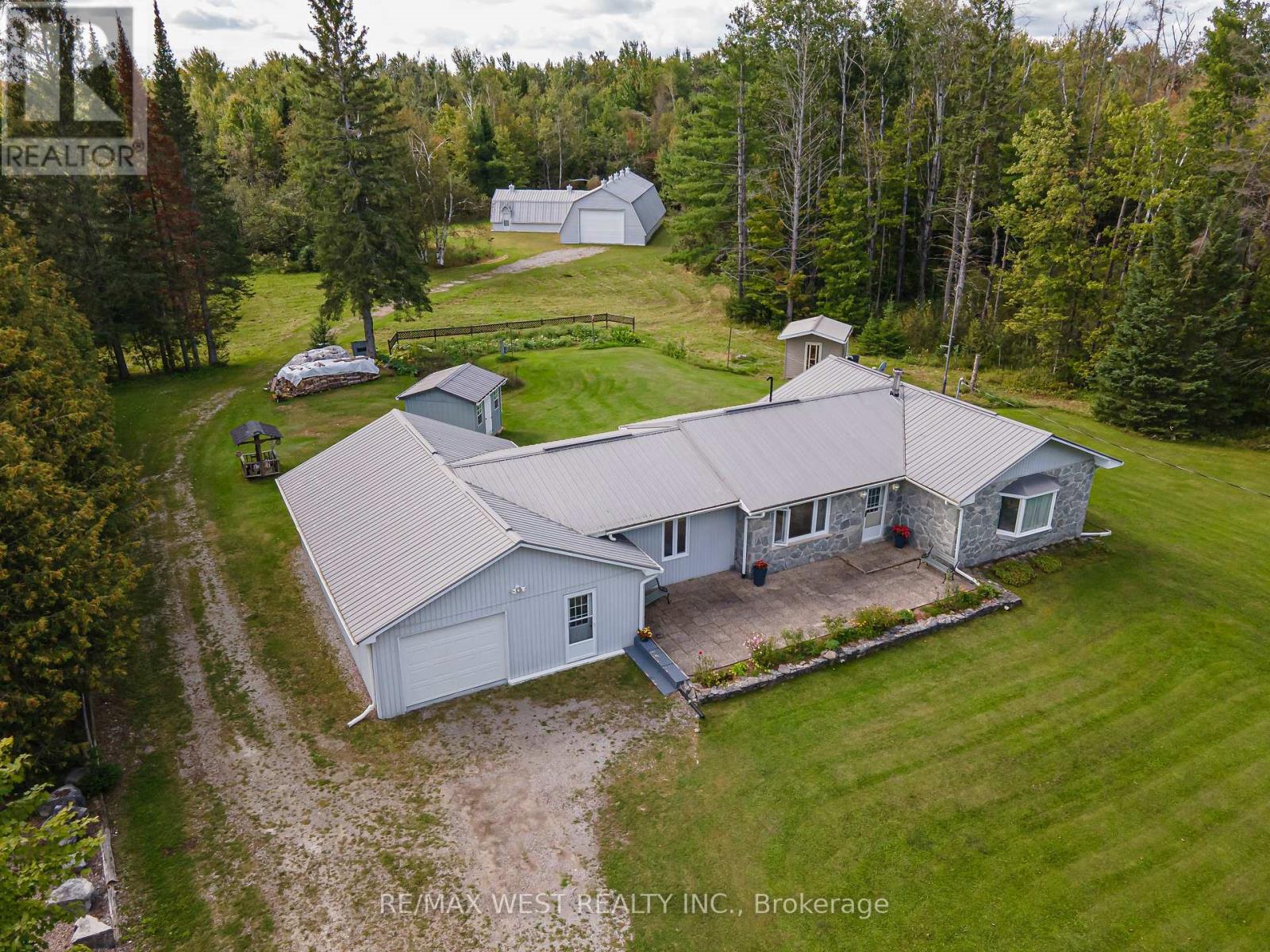 7621 HWY 35, Kawartha Lakes, Ontario