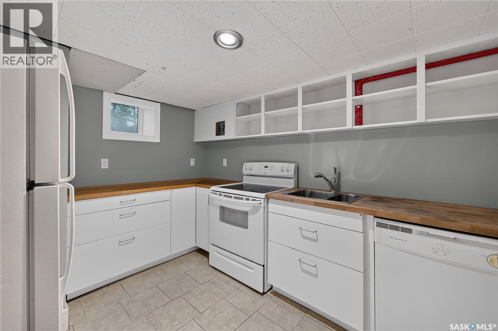 1208 College Avenue, Regina, Saskatchewan  S4P 1A9 - Photo 12 - SK048784