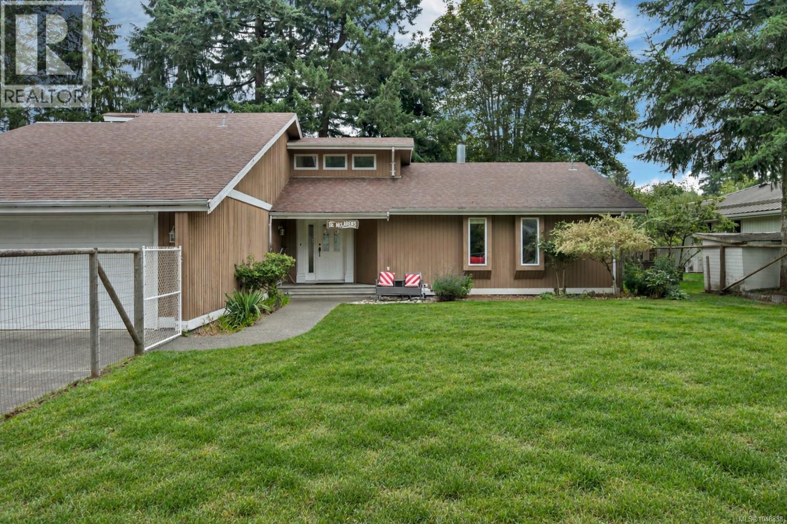 8930 McLarey Ave, Black Creek, British Columbia
