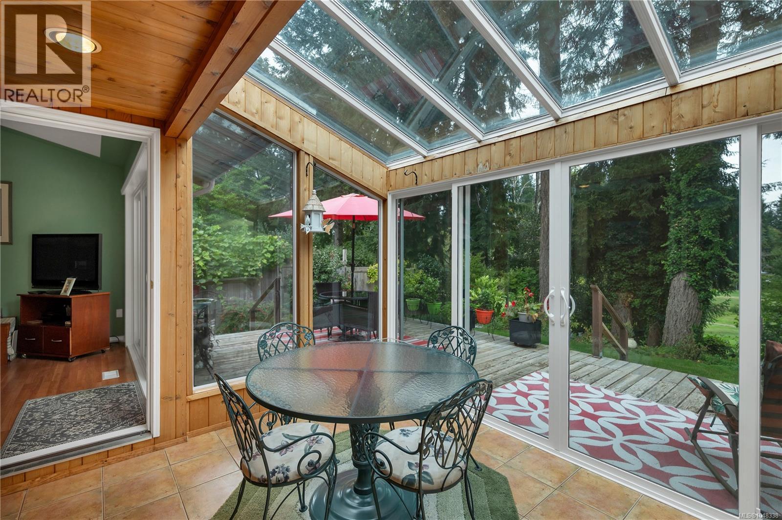 8930 Mclarey Ave, Black Creek, British Columbia  V9J 1A3 - Photo 27 - 1048338