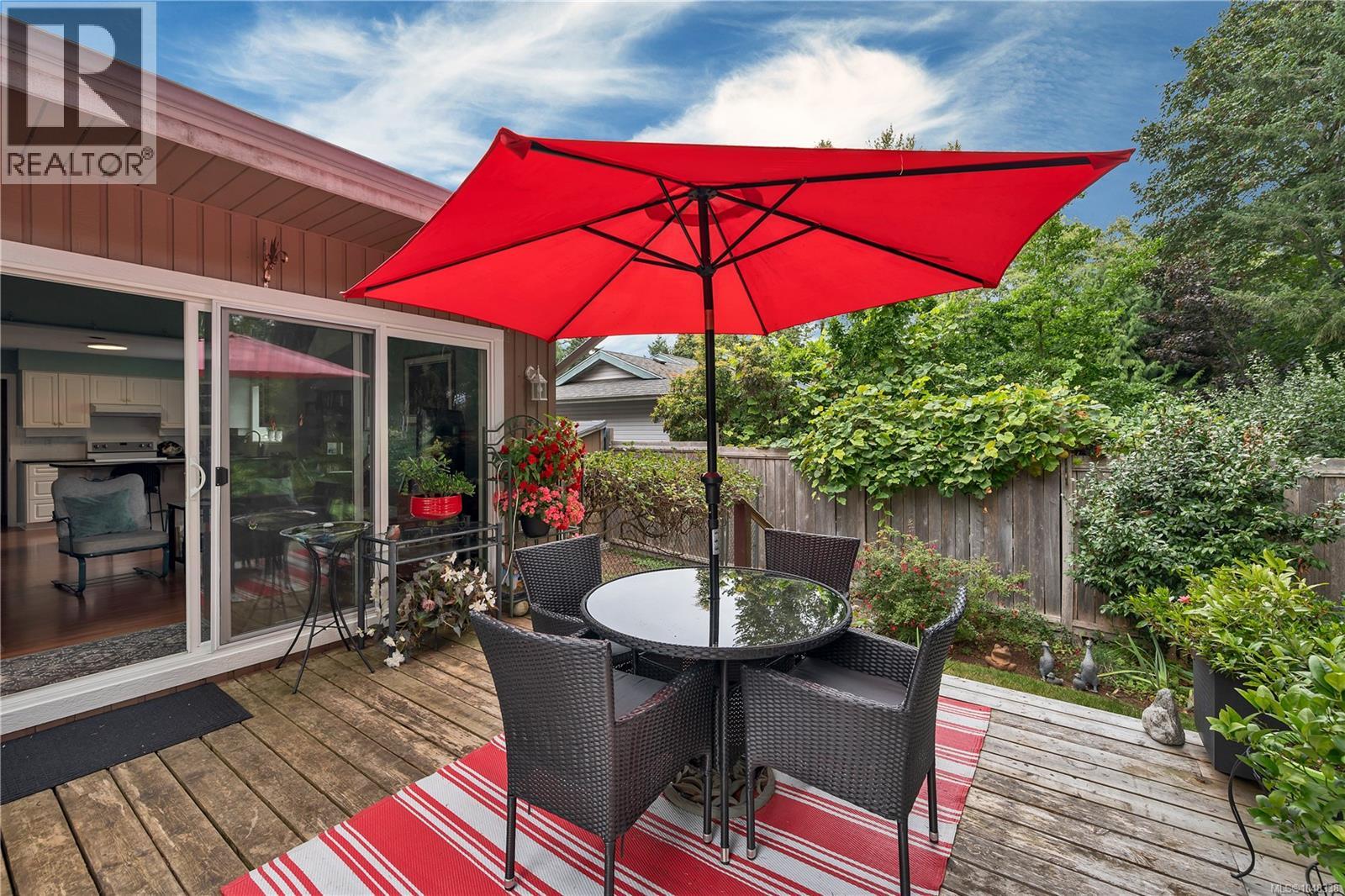 8930 Mclarey Ave, Black Creek, British Columbia  V9J 1A3 - Photo 32 - 1048338