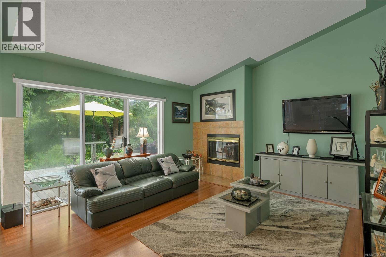 8930 Mclarey Ave, Black Creek, British Columbia  V9J 1A3 - Photo 8 - 1048338