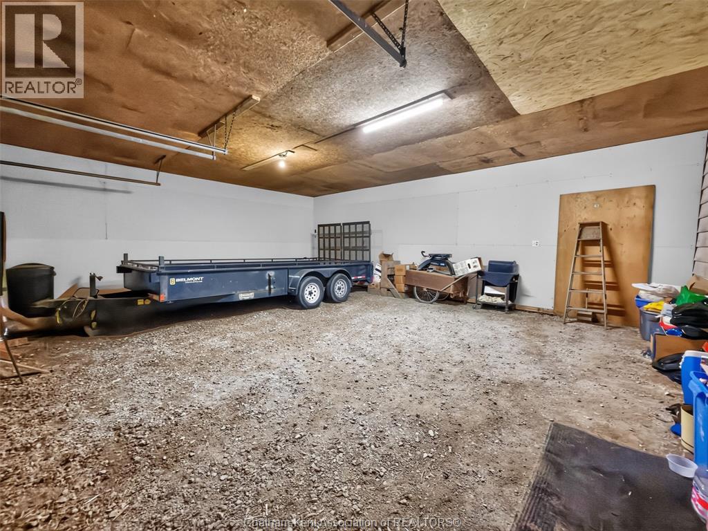 7703 Base Line, Wallaceburg, Ontario  N8A 4L3 - Photo 35 - 26022936