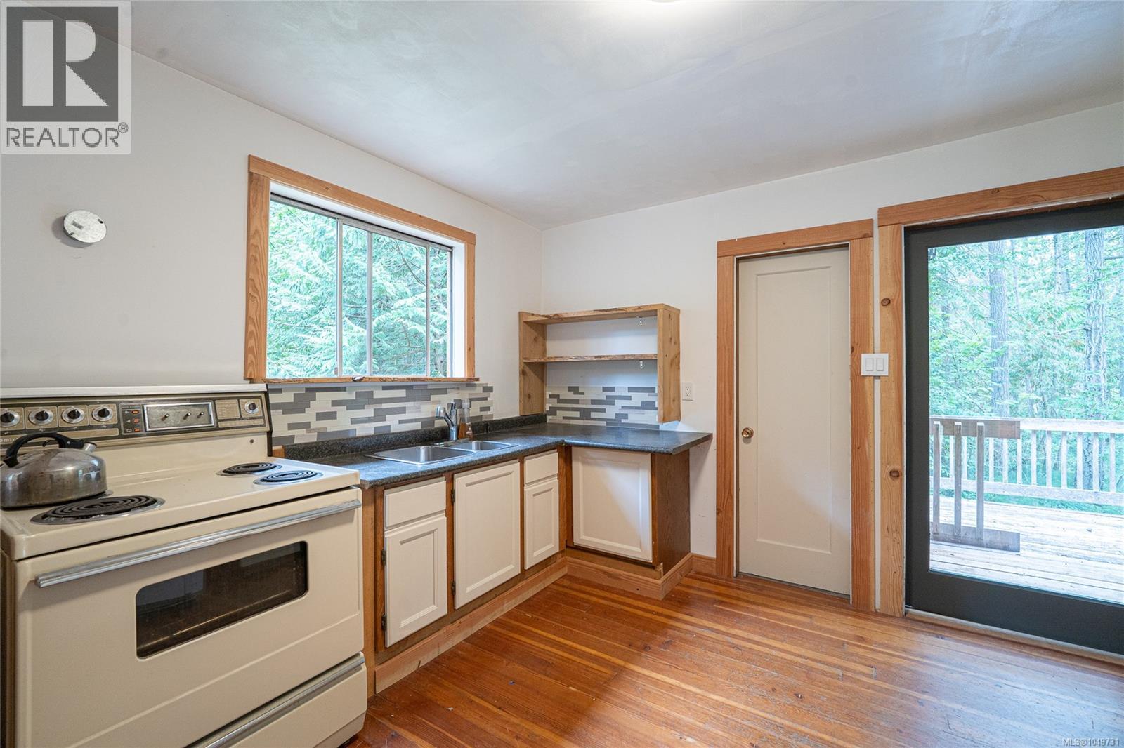 80 Blue Heron Rd, Thetis Island, British Columbia  V0R 2Y0 - Photo 12 - 1049731