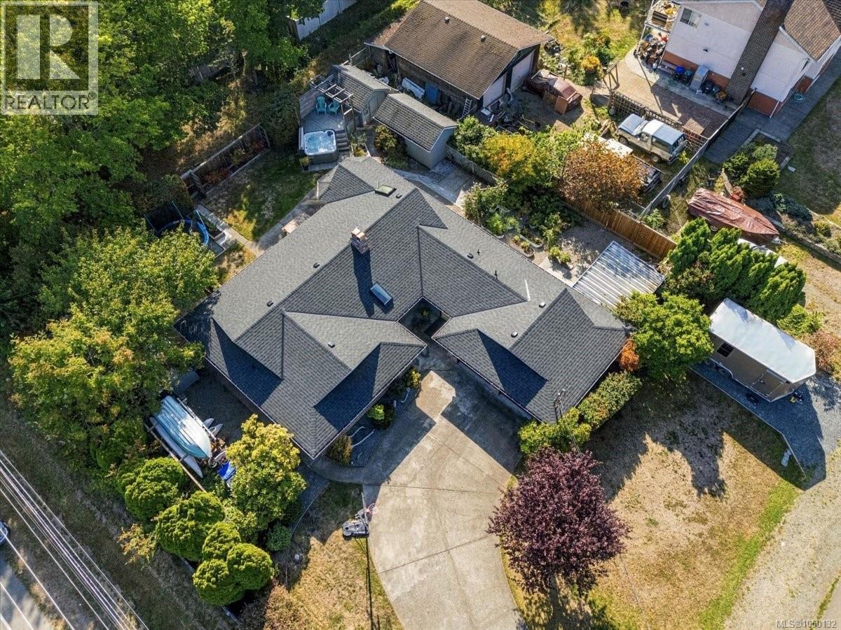 620 Spruce St, Qualicum Beach, British Columbia  V9K 1J1 - Photo 51 - 1050132