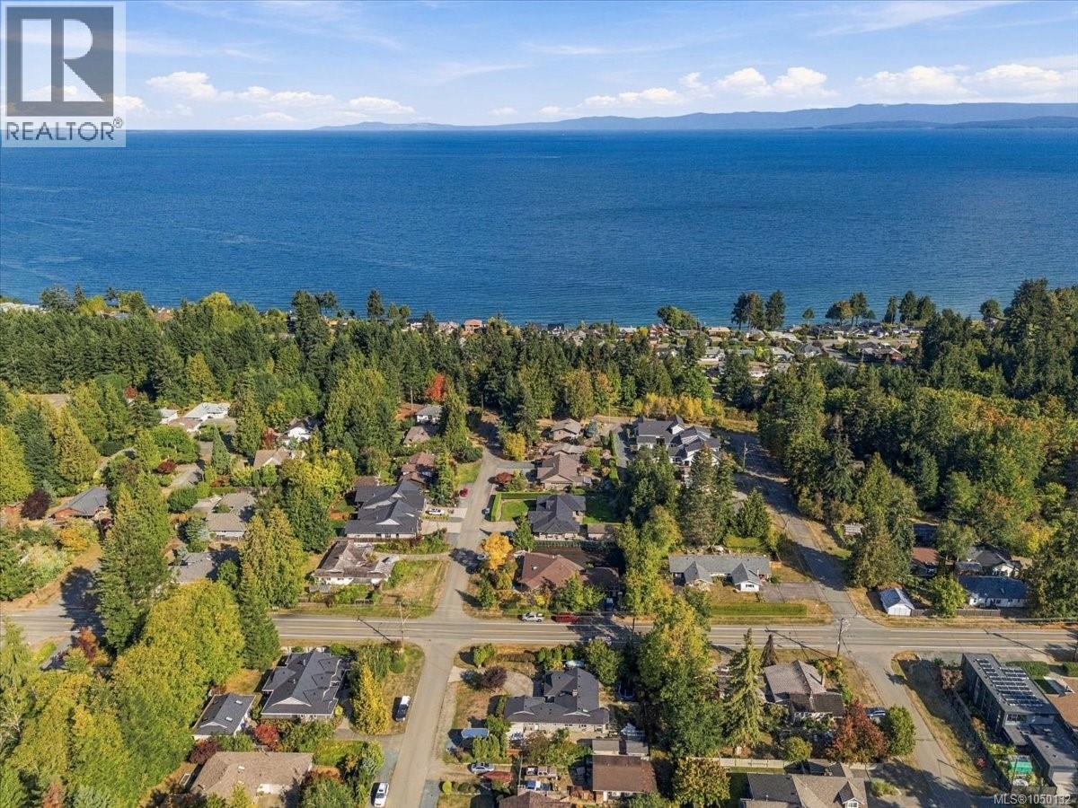 620 Spruce St, Qualicum Beach, British Columbia  V9K 1J1 - Photo 14 - 1050132