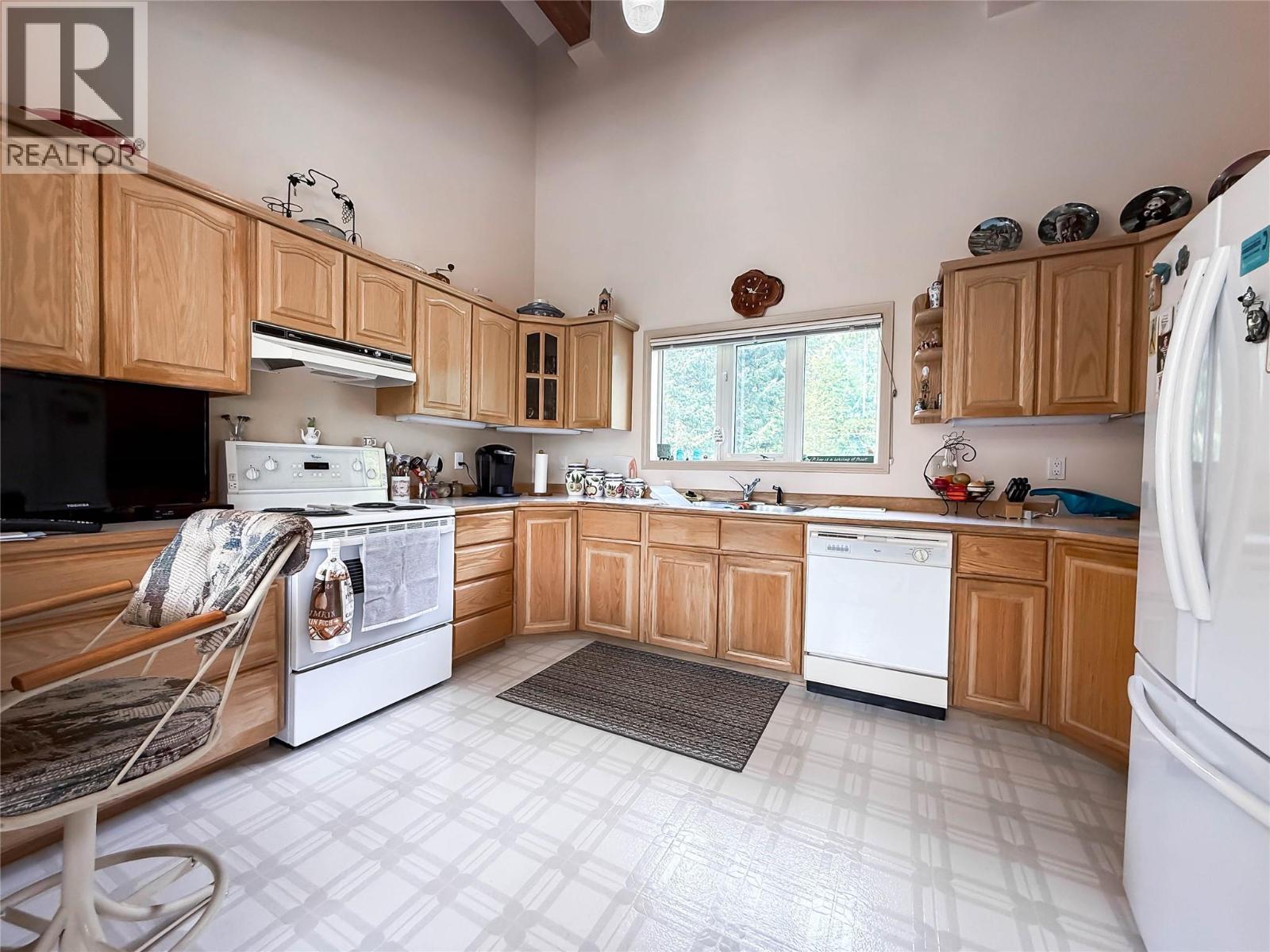 309 Kootenay Street, Lardeau, British Columbia V0G 1M0 - Photo 24 - 10386187