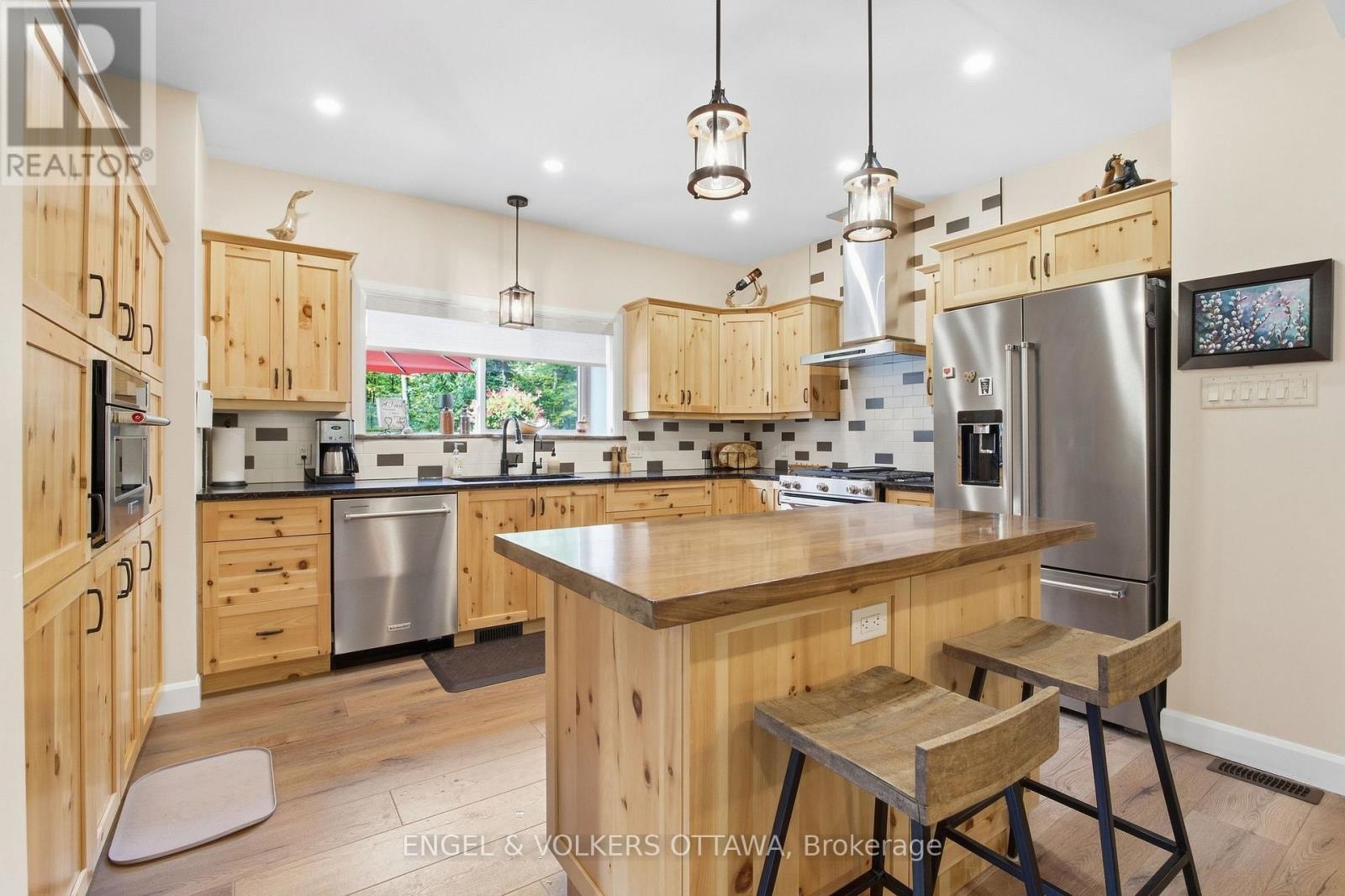 935 Kippen Road, Mcnab/braeside, Ontario  K0A 3L0 - Photo 11 - X13799764