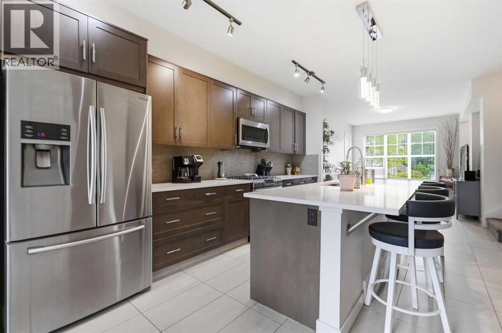 82 Dieppe Drive SW, Calgary, Alberta  T3E 7Y4 - Photo 12 - A2343310