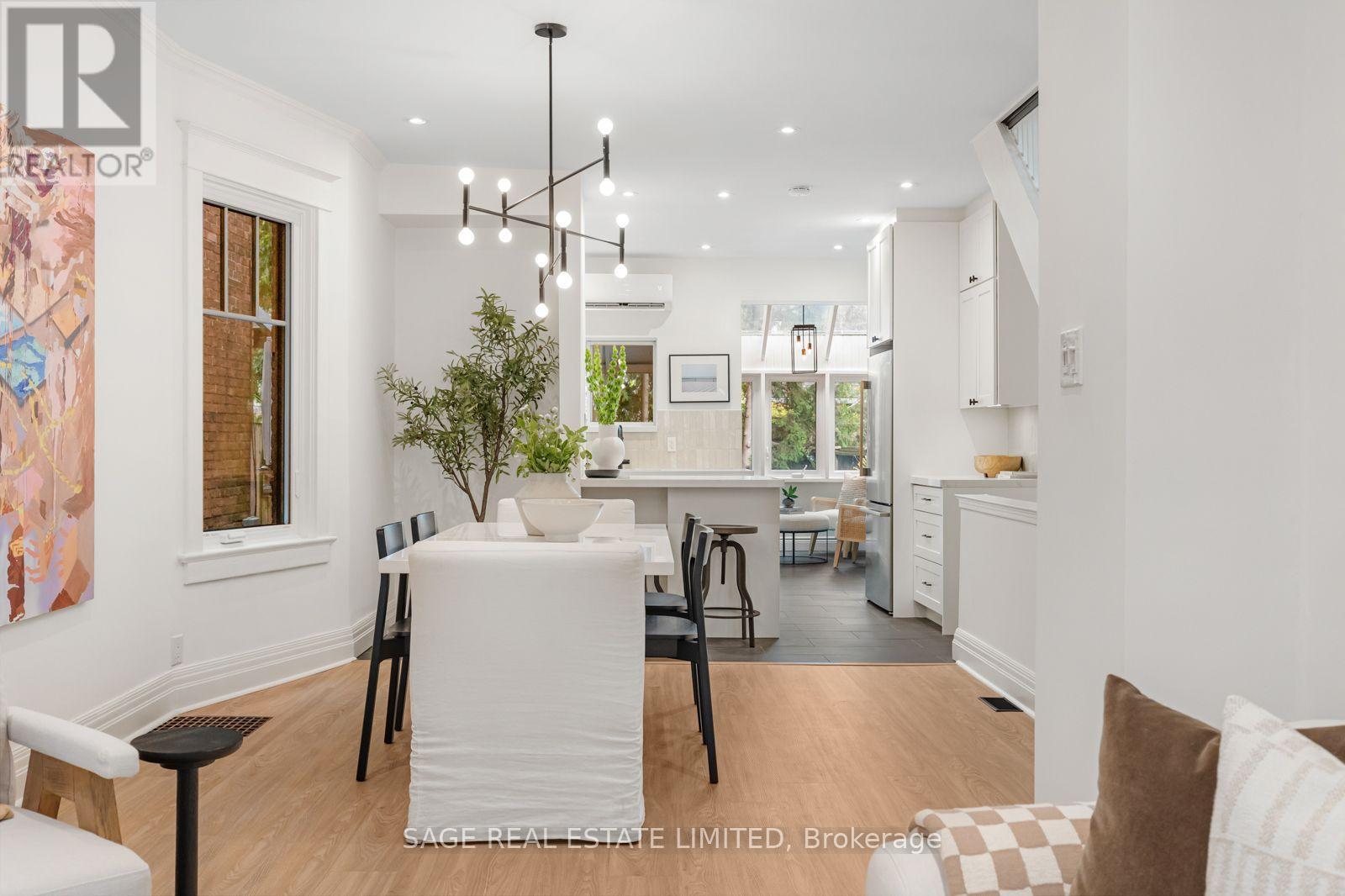 11 BERTMOUNT AVENUE, Toronto, Ontario
