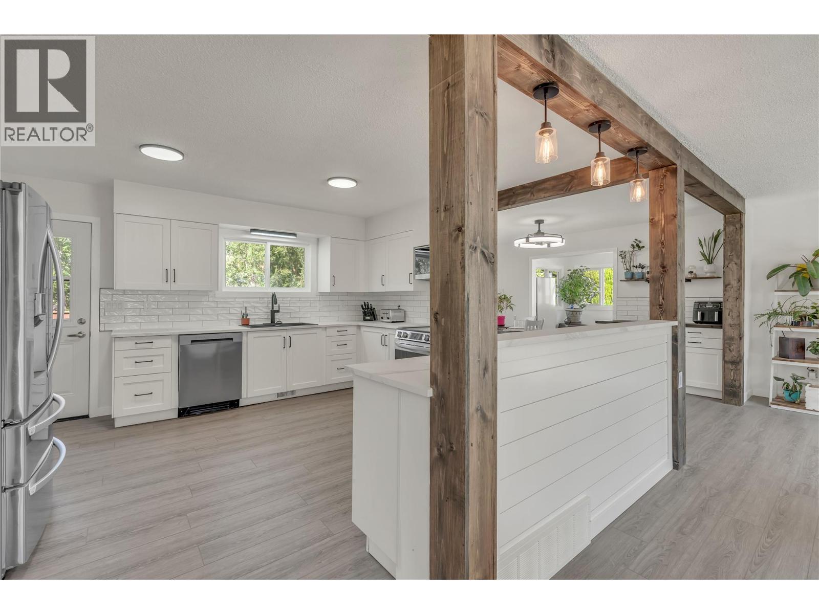 826 3rd Avenue, Keremeos, British Columbia  V0X 1N0 - Photo 12 - 10401086