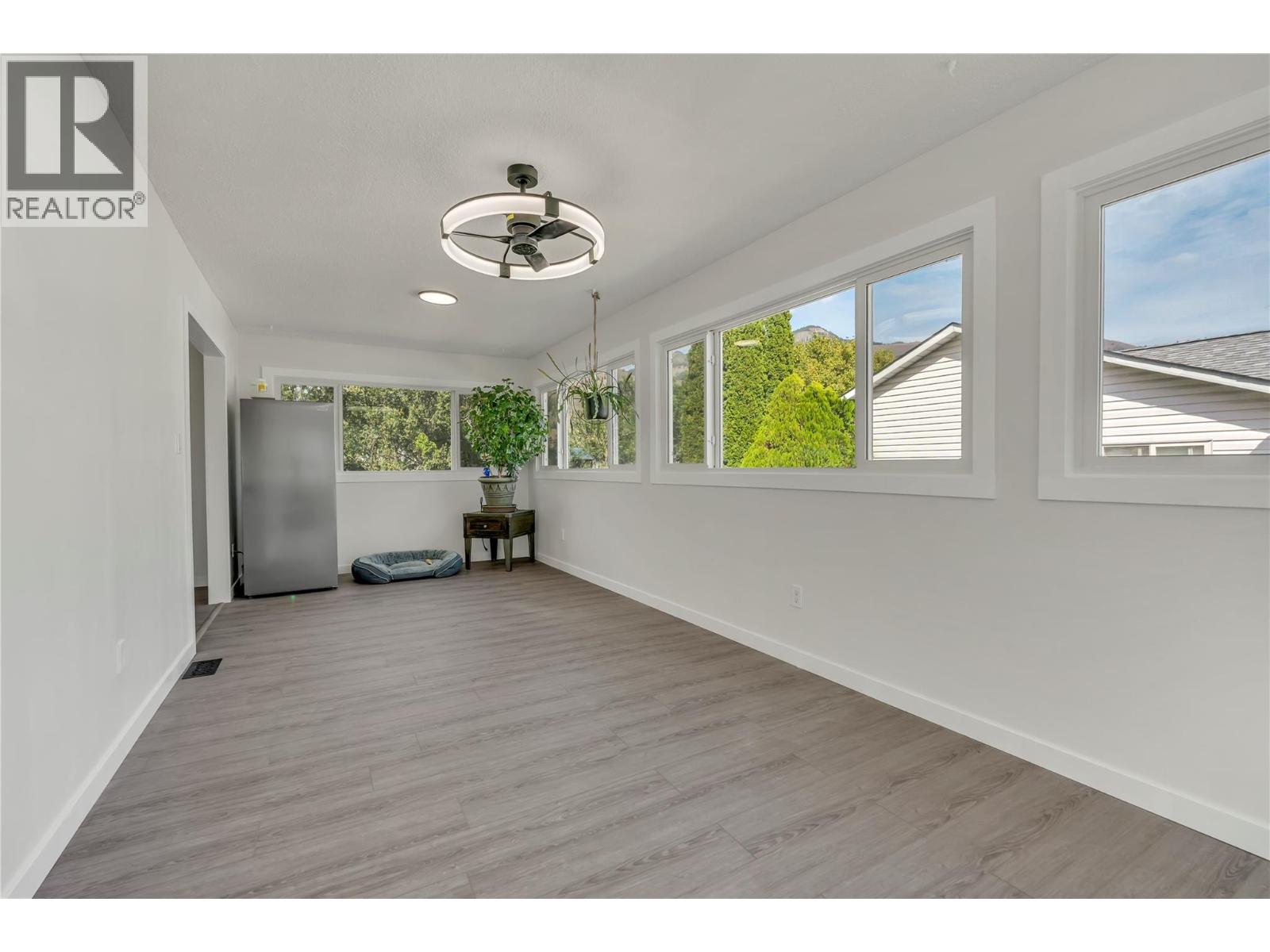 826 3rd Avenue, Keremeos, British Columbia  V0X 1N0 - Photo 11 - 10401086