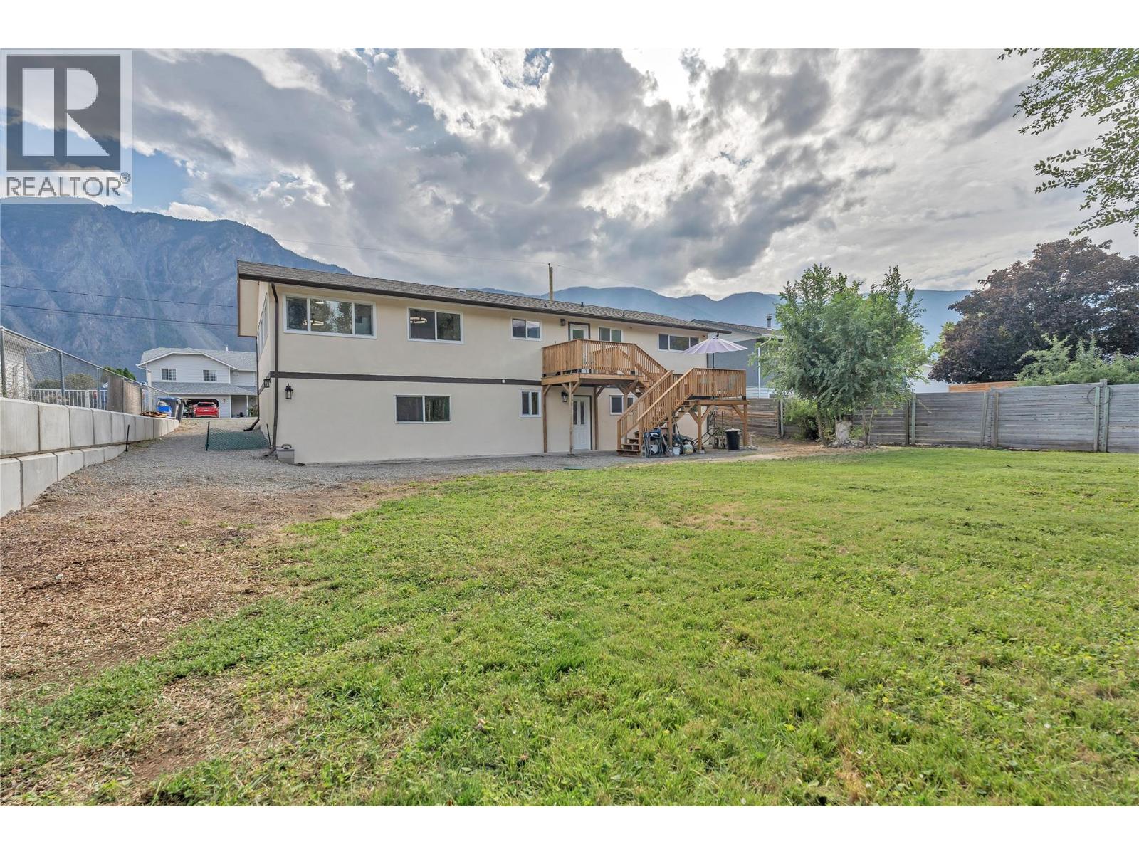 826 3rd Avenue, Keremeos, British Columbia  V0X 1N0 - Photo 42 - 10401086