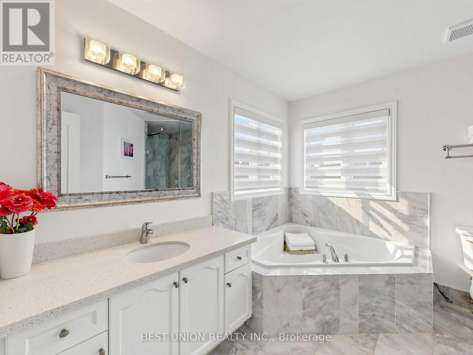 40 Gemini Crescent, Richmond Hill, Ontario  L4S 2K6 - Photo 30 - N13798212
