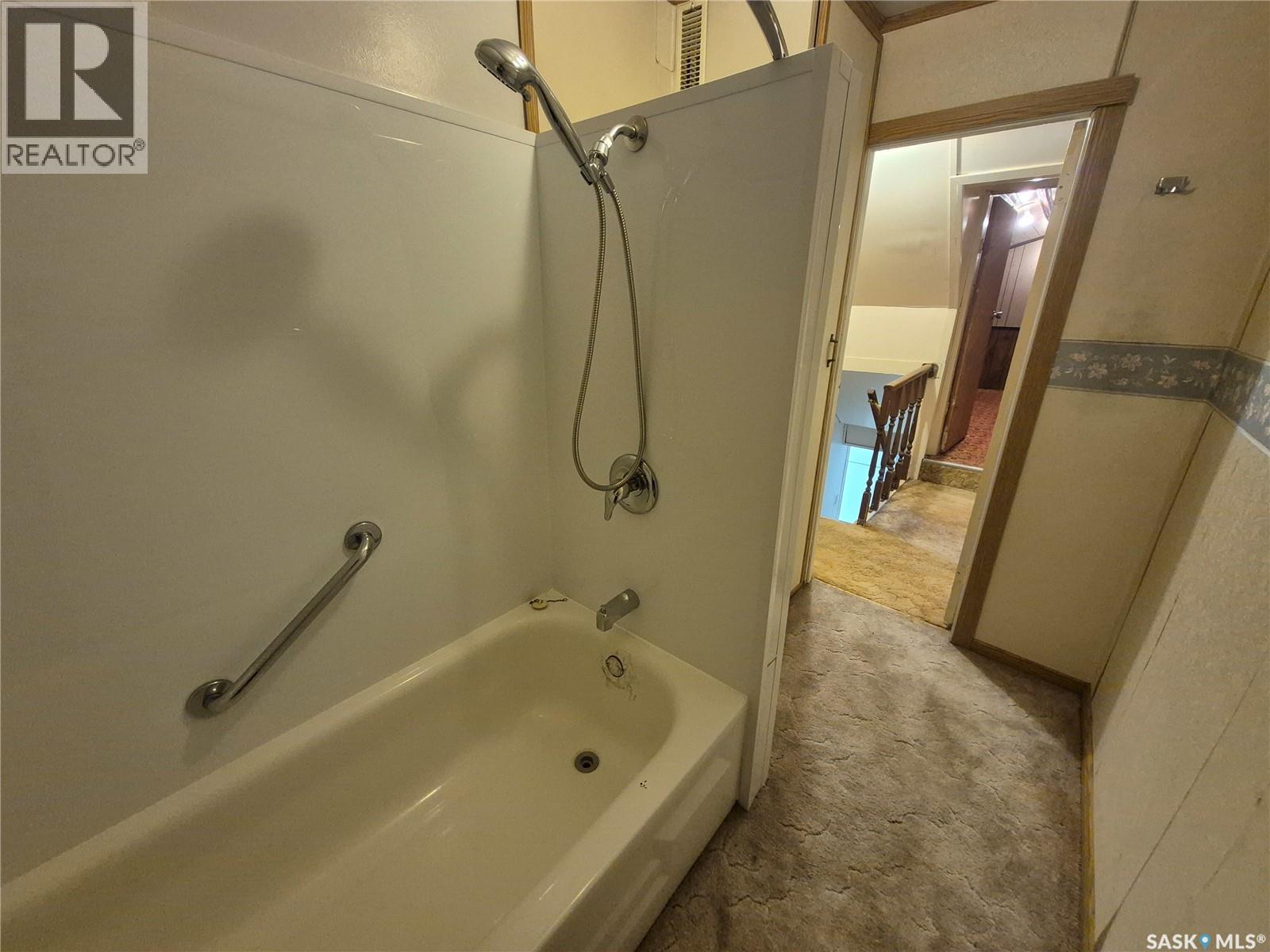 239 9th Street, Weyburn, Saskatchewan  S4H 1E9 - Photo 32 - SK048793