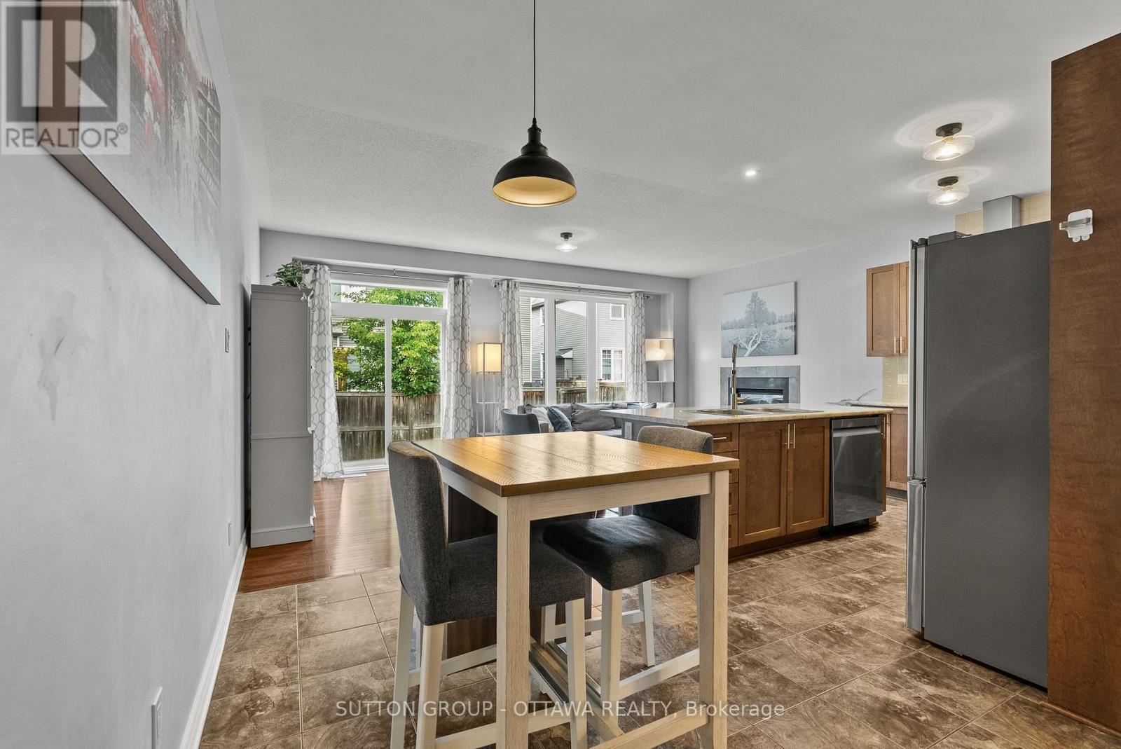 708 Hazelnut Crescent, Ottawa, Ontario  K1T 0K1 - Photo 12 - X13799804