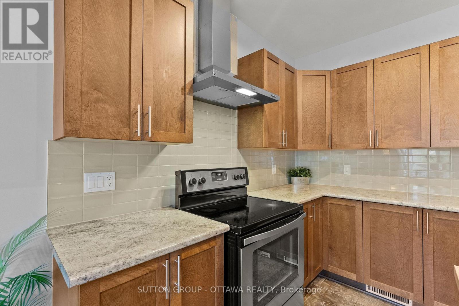 708 Hazelnut Crescent, Ottawa, Ontario  K1T 0K1 - Photo 19 - X13799804